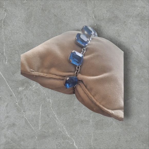 Elegant Blue Gemstone Bracelet 6.5" - Picture 4 of 8